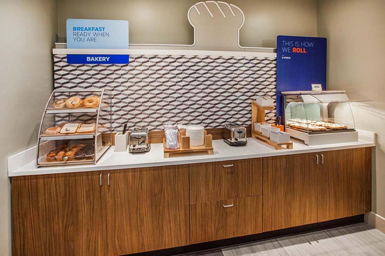 Express Downtown By Ihg Denver